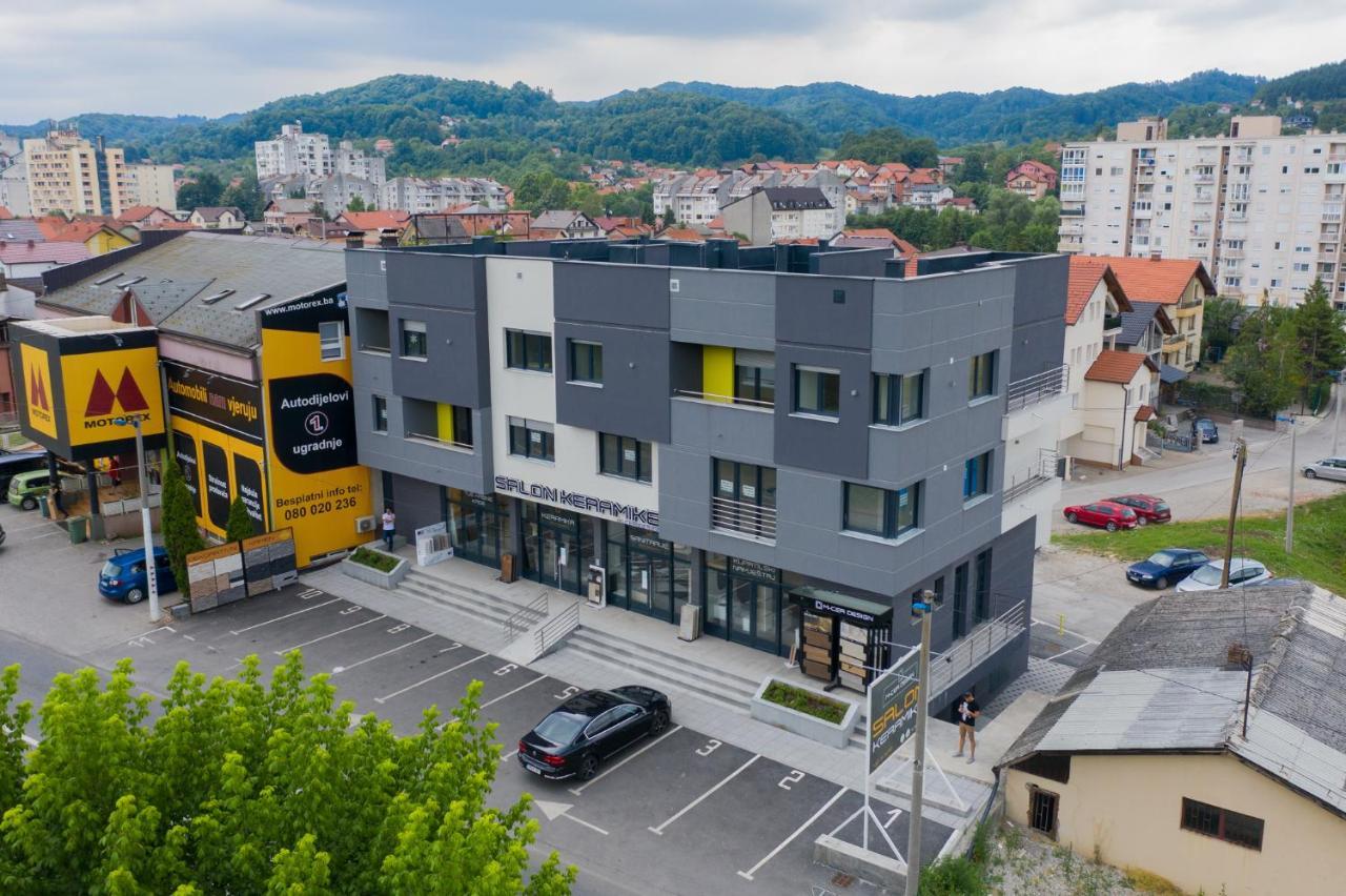 San-Mar Apartments 图兹拉 外观 照片